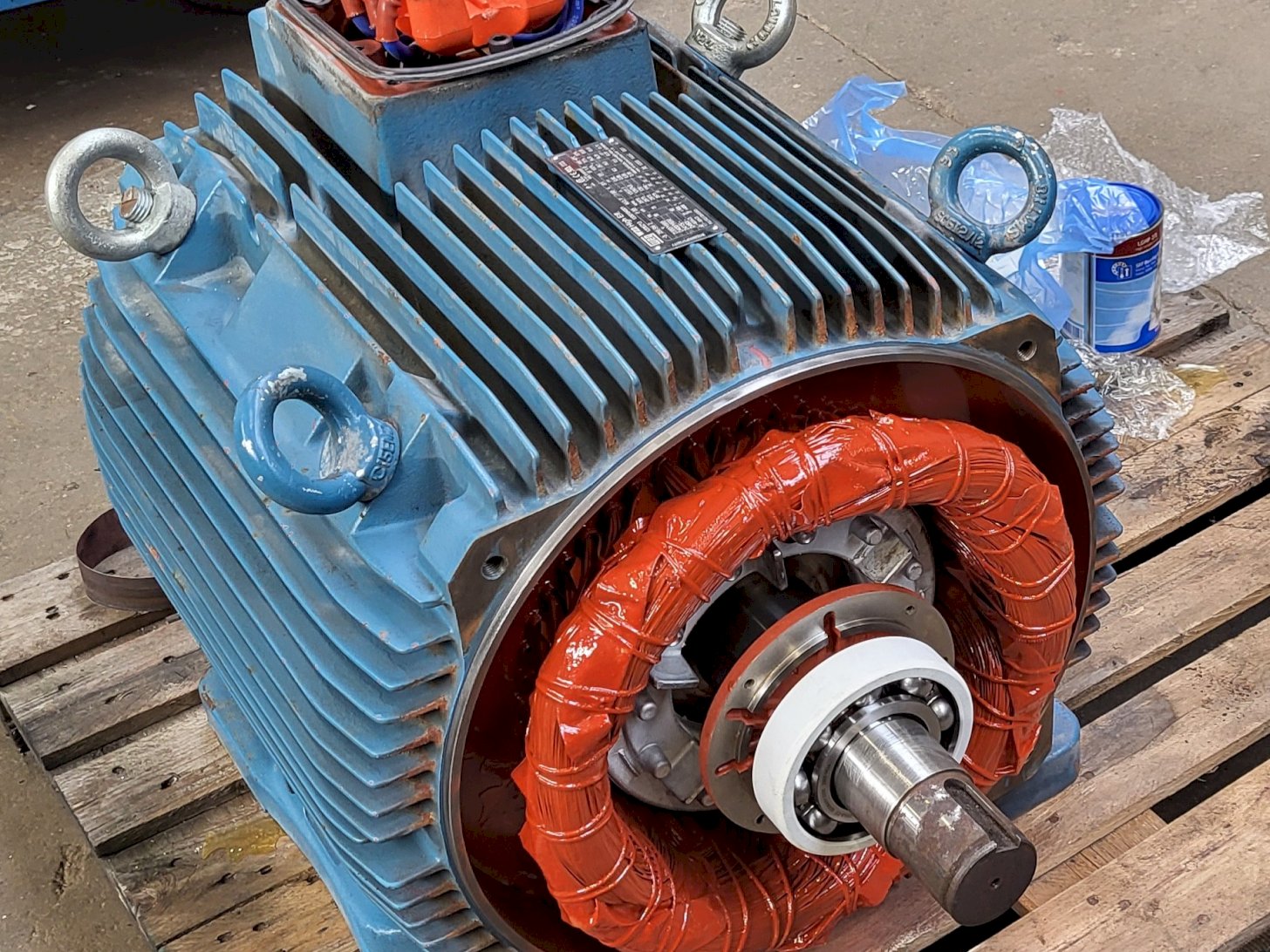 moteur à roulement céramique